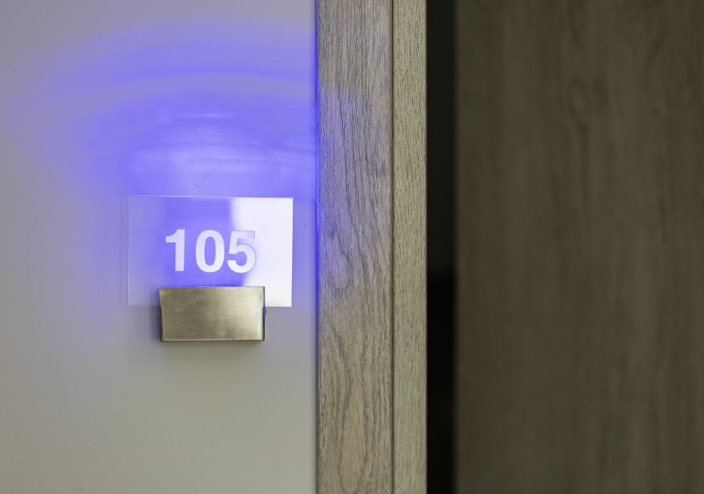 luxury studio x4 011