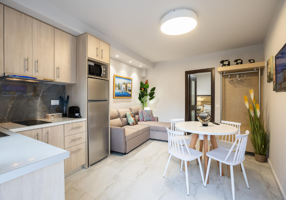 One Bedroom Suite with Veranda