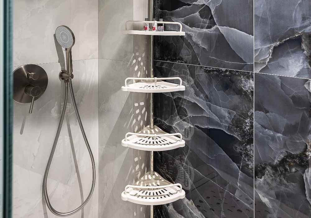 One Bedroom Suite 15